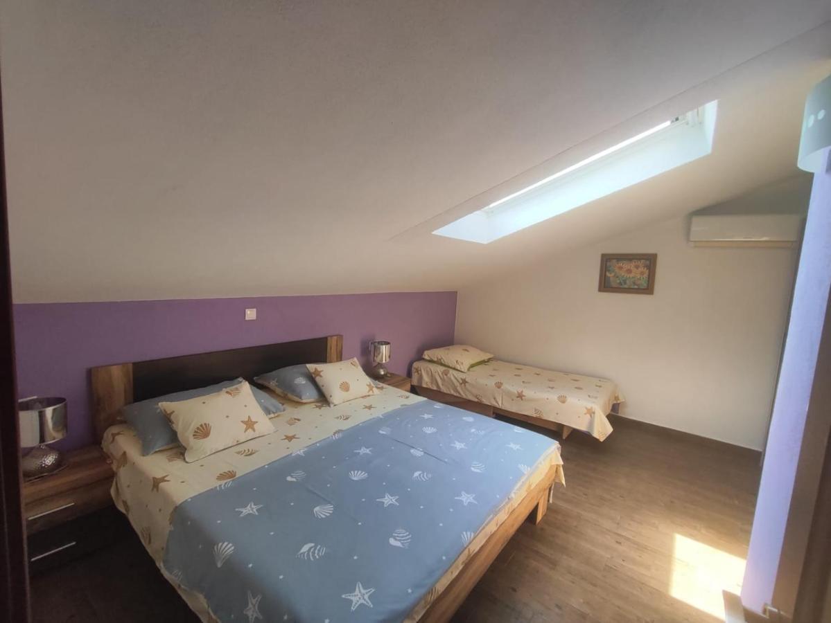 Apartmani Nada Mustapic Brela Zewnętrze zdjęcie