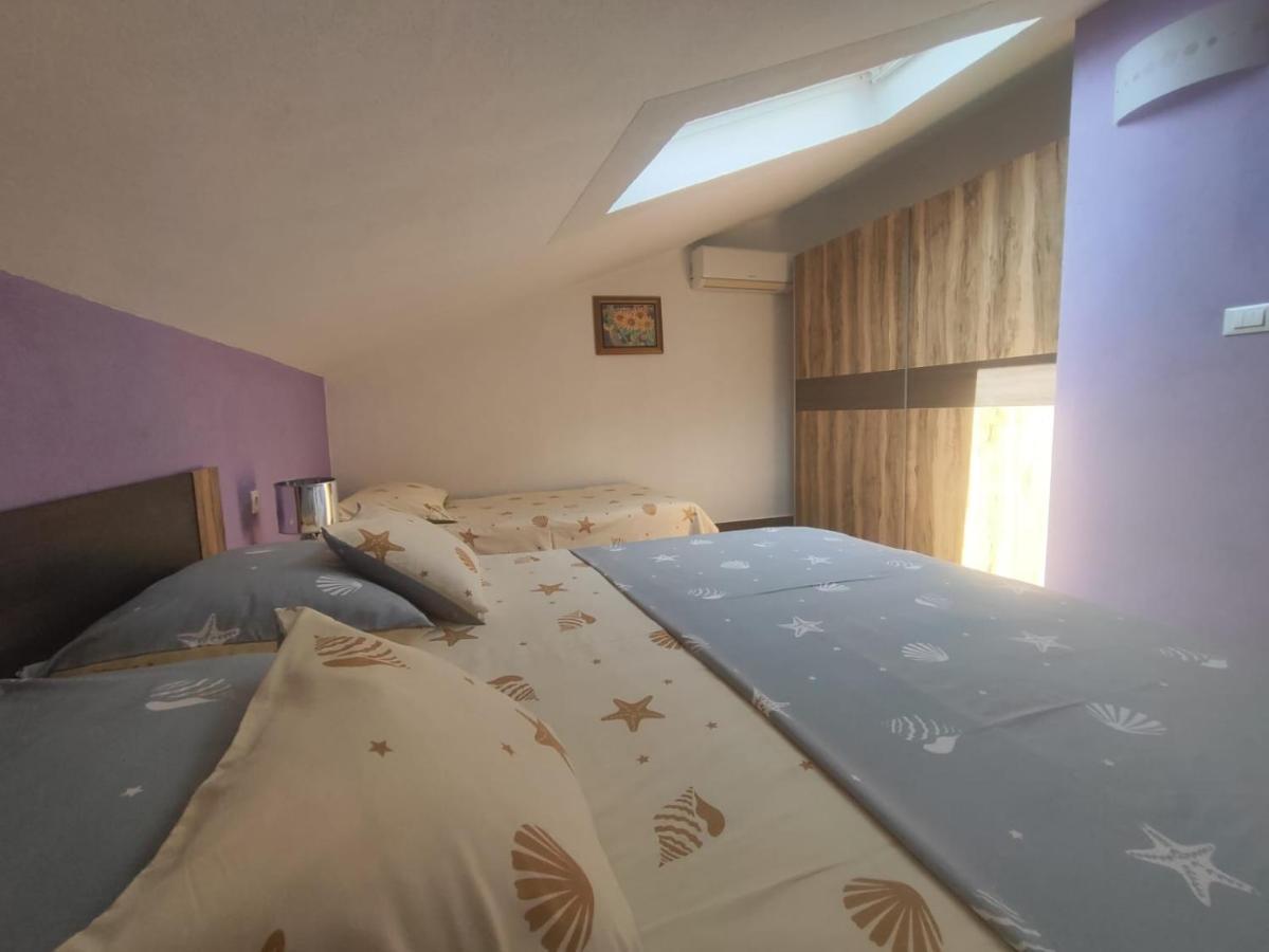 Apartmani Nada Mustapic Brela Zewnętrze zdjęcie