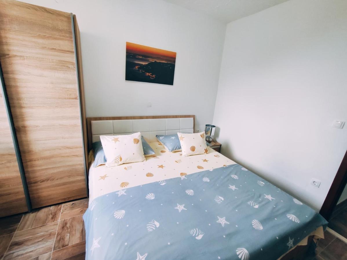 Apartmani Nada Mustapic Brela Zewnętrze zdjęcie
