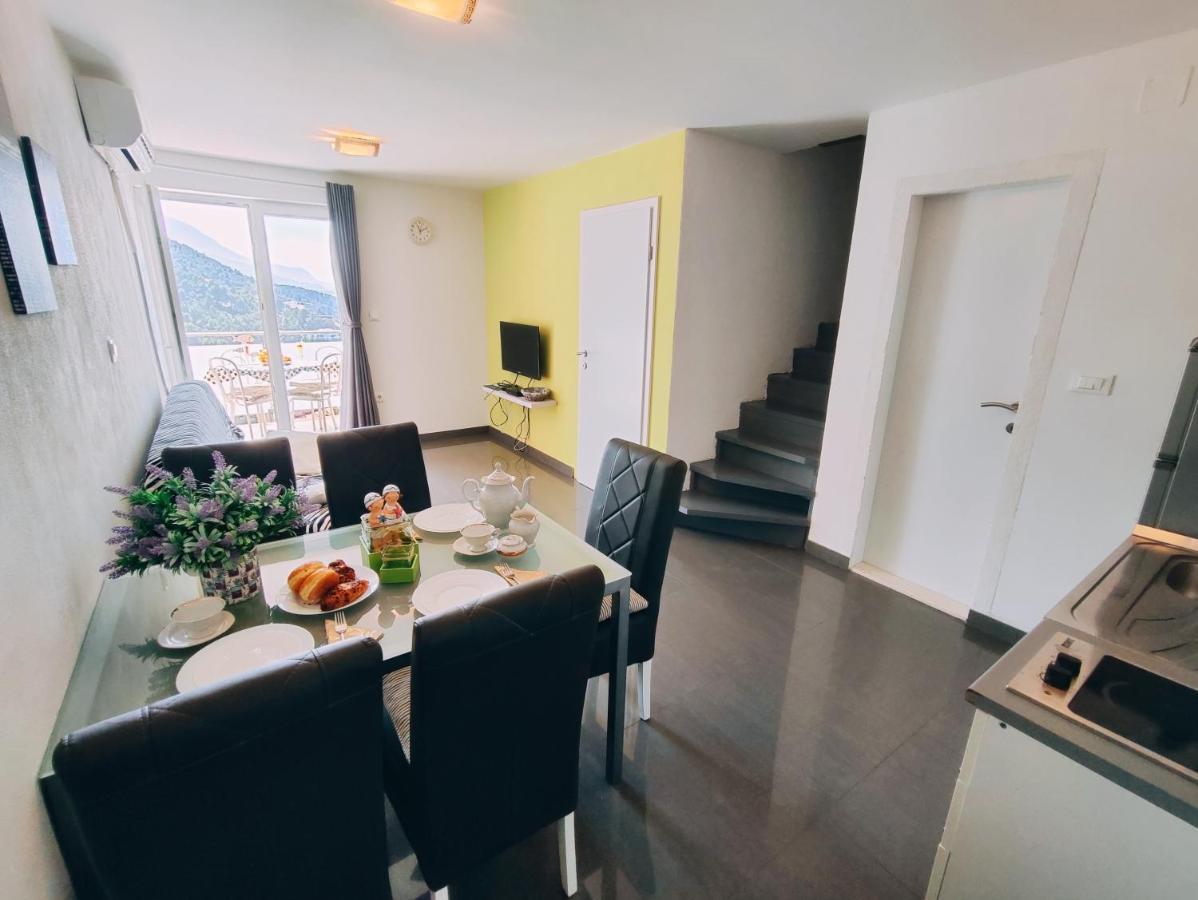 Apartmani Nada Mustapic Brela Zewnętrze zdjęcie